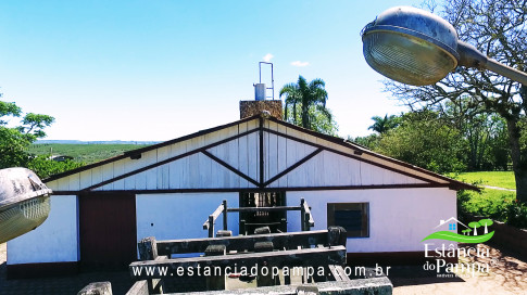 VAI ATE MANGUEIRA OVELHAS.00_03_32_10.Quadro048_afff89bf1ab44b3604bb6829209bbbef288ae86e.jpg